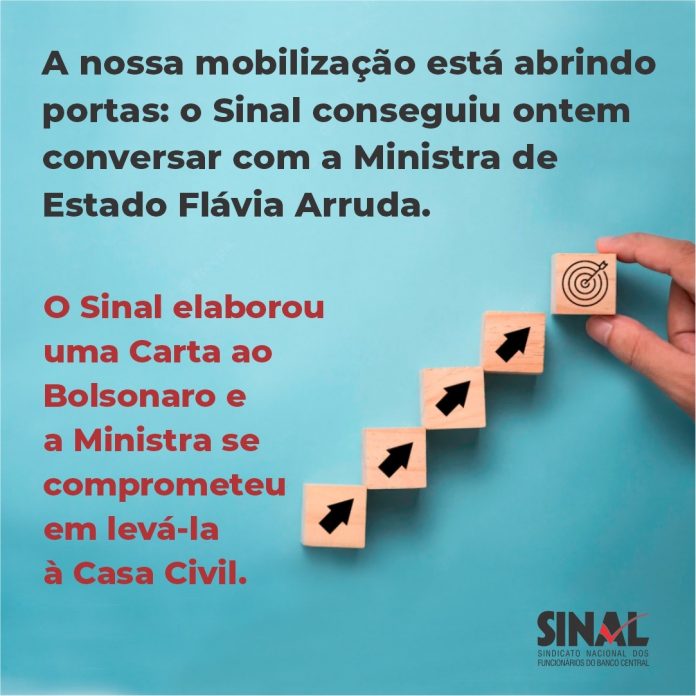 Servidores promovem maior paralisação; mobilização avança